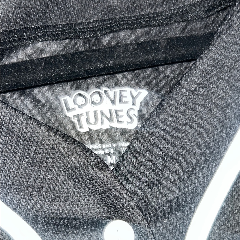 Women’s  Looney Tunes Jersey - Picture 2 of 9